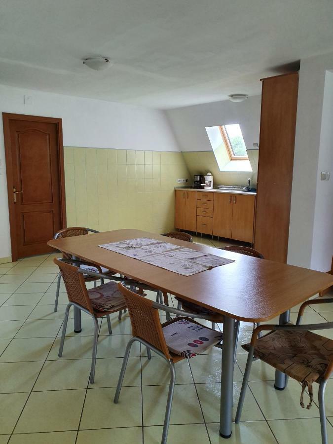 Kamilla Kulcsoshaz Villa Sub Cetate Exteriör bild